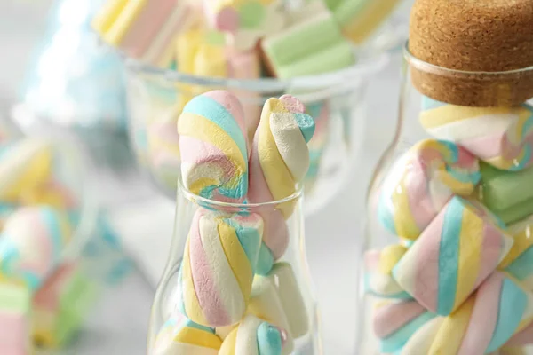 Bottles Tasty Marshmallows Light Background Closeup — Stock Photo, Image