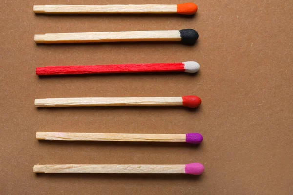 Different New Matchsticks Brown Background — Stock Photo, Image