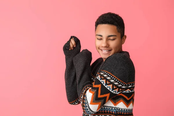 Handsome African American Guy Knitted Sweater Color Background — Stock Photo, Image