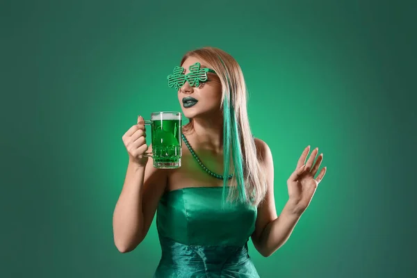 Beautiful Young Woman Glass Beer Green Background Patrick Day Celebration — Stock Photo, Image