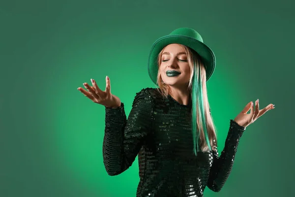 Beautiful Woman Hat Green Background Patrick Day Celebration — Stock Photo, Image