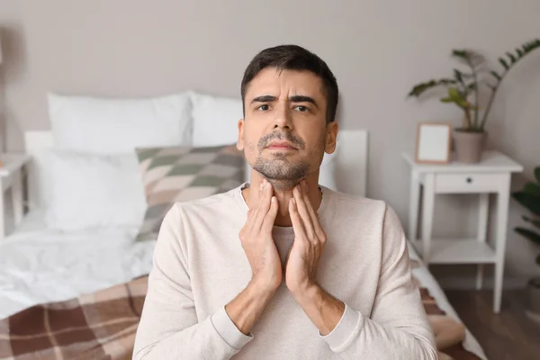 Ill Young Man Sore Throat Home — Stock Photo, Image