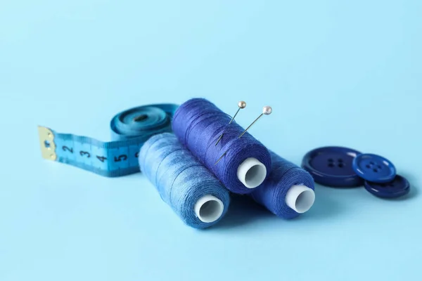 Sewing Threads Measuring Tape Buttons Blue Background — Stock Photo, Image