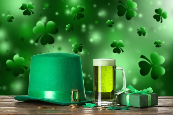 Leprechaun Hat Gift Box Glass Beer Table Green Background Patrick — Stock Photo, Image