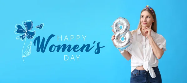 Mulher Cuidadosa Com Balão Forma Figura Fundo Azul Celebração Dia — Fotografia de Stock