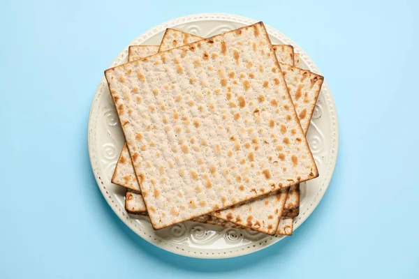 Talíř Židovským Flatbread Pro Pesach Barevném Pozadí — Stock fotografie