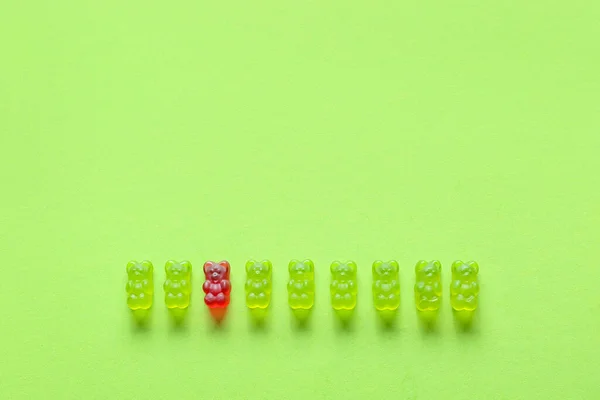 Sweet Jelly Bears Green Background Concept Uniqueness — Stock Photo, Image