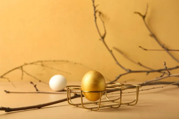 Holder Golden Easter Egg Tree Branch Color Background — Stock Photo, Image