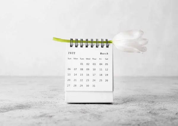 Calendario Flor Para Celebración Del Día Internacional Mujer Sobre Fondo —  Fotos de Stock
