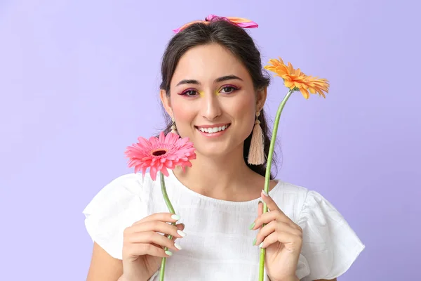 Portrait Young Woman Creative Makeup Gerbera Flowers Violet Background International — Stock Photo, Image