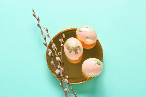 Plate Easter Eggs Pussy Willow Branches Color Background — стоковое фото