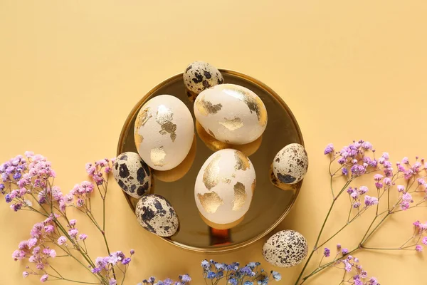 Composition Beautiful Easter Eggs Gypsophila Flowers Color Background — Stock Photo, Image
