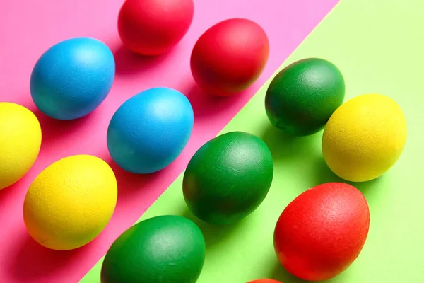Vícebarevná Velikonoční Vajíčka Barevném Pozadí — Stock fotografie