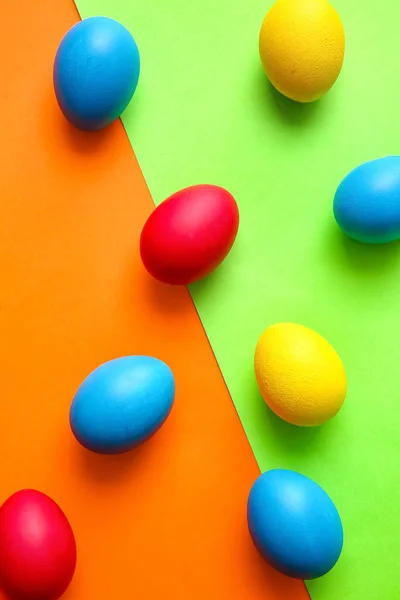 Renkli Arka Planda Çok Renkli Paskalya Yumurtaları — Stok fotoğraf