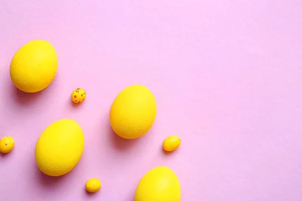 Yellow Painted Easter Eggs Color Background — Stock Photo, Image