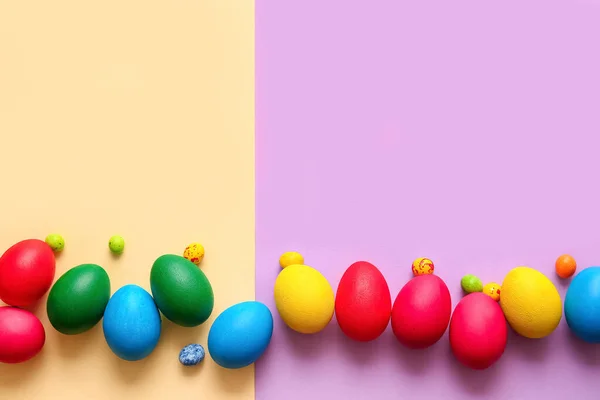 Diferentes Huevos Pascua Pintados Sobre Fondo Color — Foto de Stock