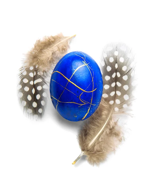 Stylish Easter Egg Feathers White Background — Stock Photo, Image