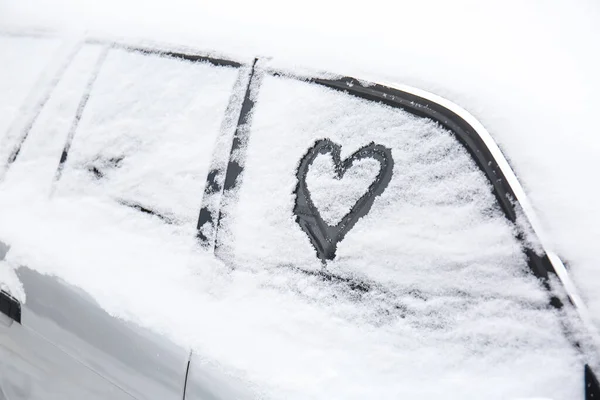 Heart Symbol Drawn Snow Covered Car — Stock Photo, Image