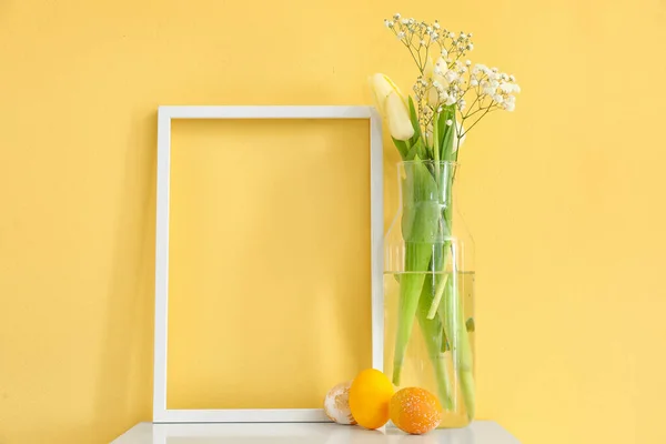 Empty Picture Frame Vase Flowers Easter Eggs Color Background — Stock Photo, Image