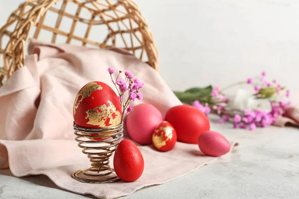 Hafif Arka Planda Paskalya Yumurtaları — Stok fotoğraf