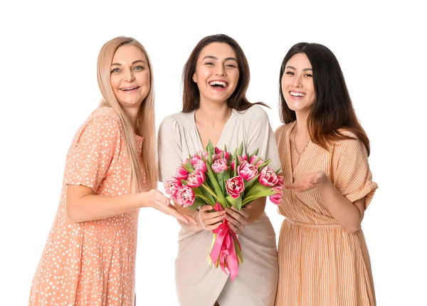 Mooie Vrouwen Met Boeket Bloemen Witte Achtergrond Internationale Vrouwendag Viering — Stockfoto
