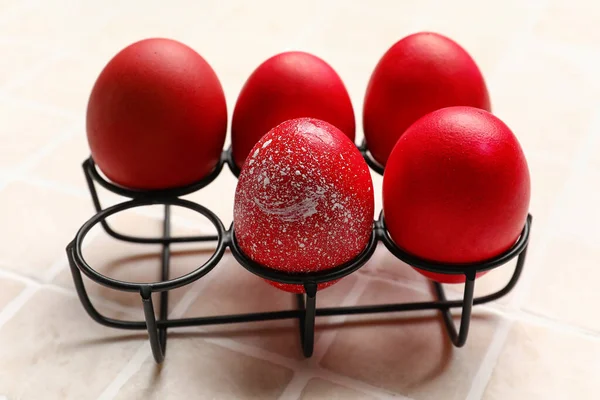Holder Red Painted Easter Eggs Light Tile Background — Stock Photo, Image
