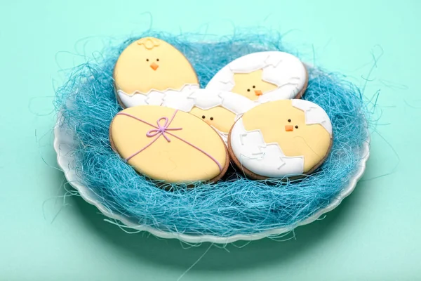 Plate Creative Easter Cookies Color Background Closeup — Stock Photo, Image