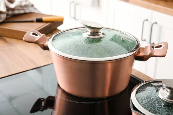 Panela Cozinha Grande Fogão Cozinha Close — Fotografia de Stock