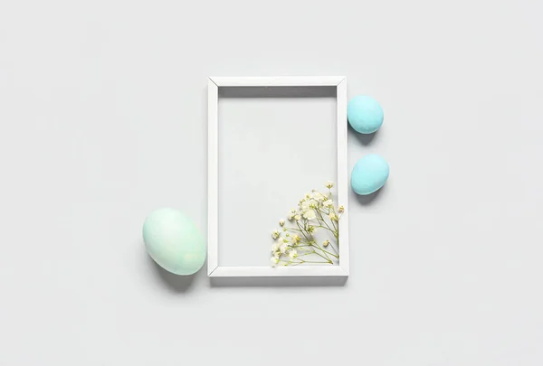 Beautiful Composition Frame Easter Eggs Flowers Light Background — Stock Photo, Image