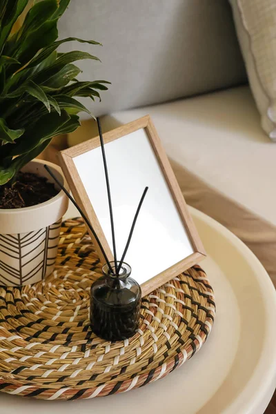 Aroma Reed Diffuser Photo Frame Table Bedroom — Stock Photo, Image