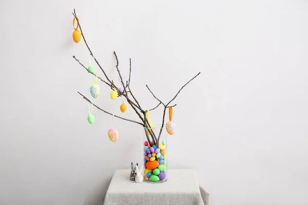 Tree Branches Easter Eggs Small Toy Rabbits Table Light Wall — Stock Photo, Image