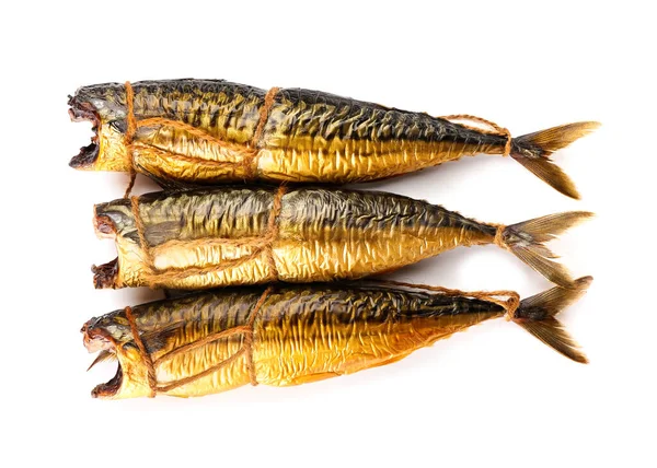 Leckere Geräucherte Makrelen Auf Weißem Hintergrund — Stockfoto