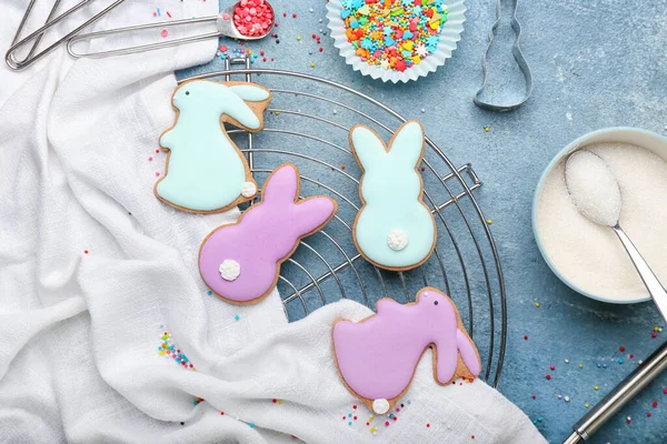 Grid Tasty Easter Cookies Shape Bunny Blue Background — Stock Photo, Image