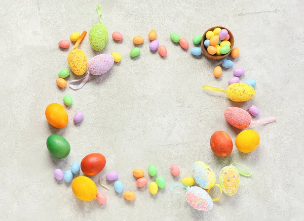 Telaio Fatto Uova Pasqua Colorate Sfondo Chiaro — Foto Stock