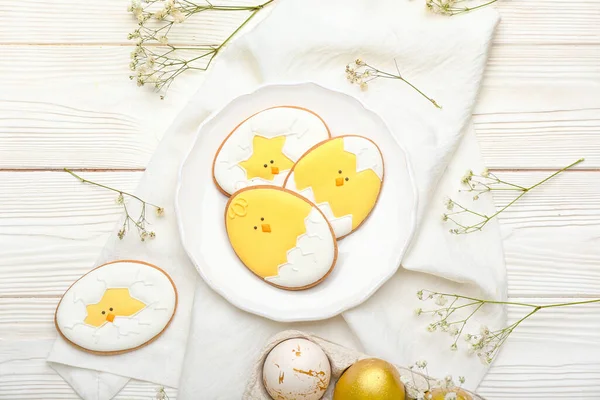 Composition Tasty Easter Cookies Painted Eggs Flowers Light Wooden Background — Stock Photo, Image
