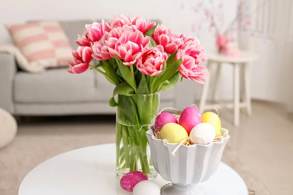 Vase Tulips Easter Eggs Table Room — Stock Photo, Image