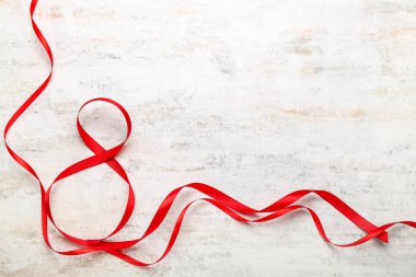Işık arka planında Uluslararası Kadınlar Günü kutlamaları için 8 numaralı figür