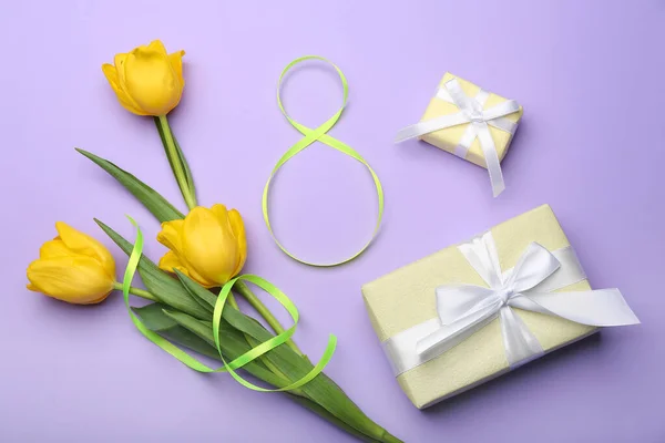 보라색 배경으로 여성의 기념행사를 꽃으로 만들어 — 스톡 사진