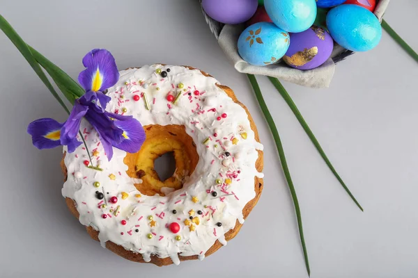 Tasty Easter Cake Eggs Flower Grey Background — Stock Photo, Image