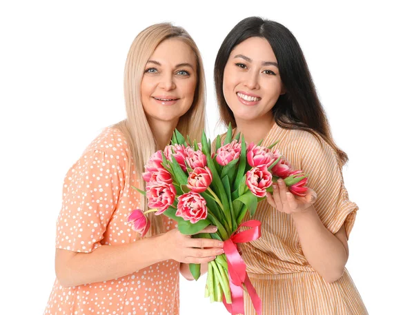 Hermosas Mujeres Con Ramo Flores Sobre Fondo Blanco Celebración Del —  Fotos de Stock