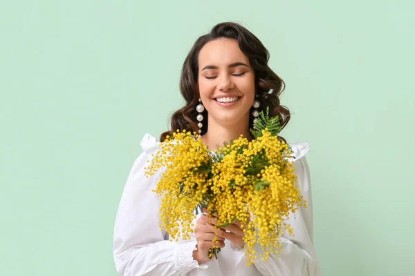 Beautiful Young Woman Bouquet Mimosa Flowers Green Background — Stock Photo, Image