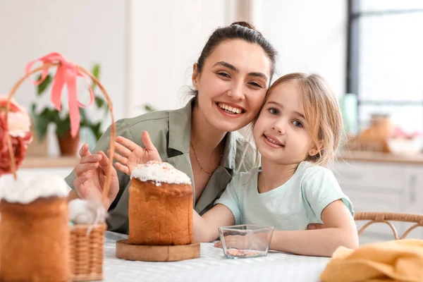 Little Girl Her Mother Tasty Easter Cakes Kitchen — Stock Photo, Image