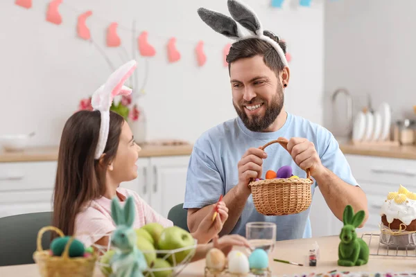 Happy Father Easter Eggs Basket His Little Daughter Home — Stock Photo, Image