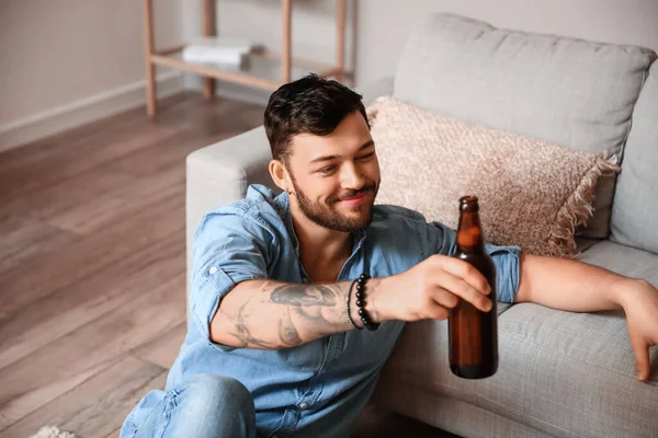 Young Bearded Man Bottle Beer Home — Stock Photo, Image
