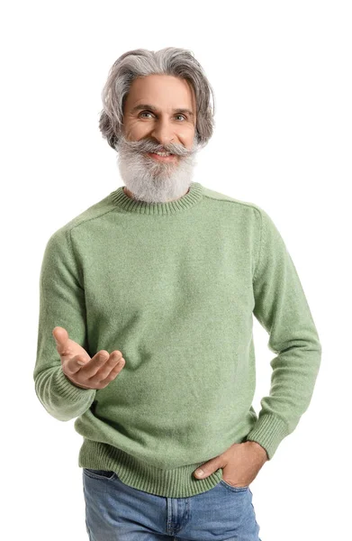 Knappe Oudere Man Gebreide Trui Witte Achtergrond — Stockfoto