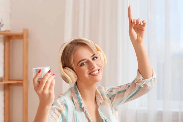 Woman Headphones Wireless Portable Speaker Enjoying Music Dancing Room — Stock Photo, Image