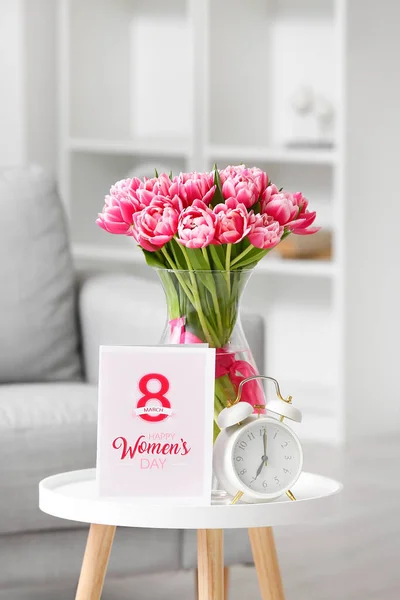 Beautiful Bouquet Fresh Flowers Alarm Clock Greeting Card Table Room — Stock Photo, Image