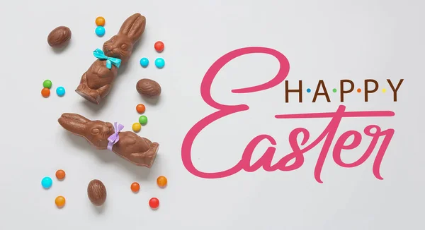 Velikonoční Přání Roztomilými Čokoládovými Zajíčky Vejci Bonbóny — Stock fotografie