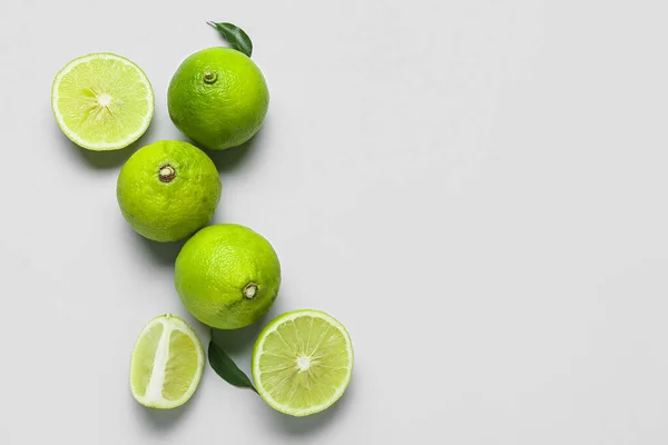 Composición Con Jugosas Frutas Bergamota Aisladas Sobre Fondo Blanco — Foto de Stock
