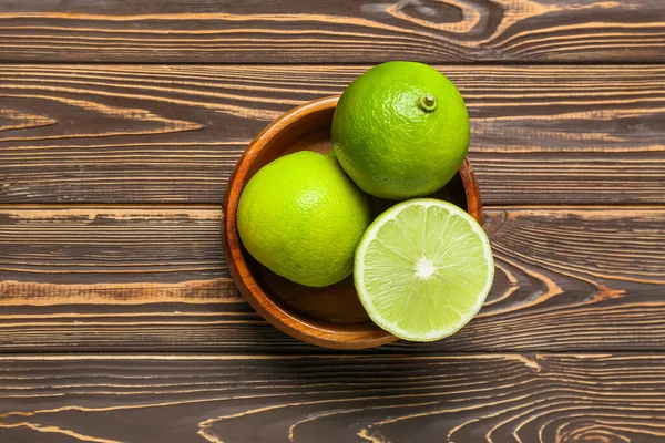 Tigela Frutos Bergamota Maduros Fundo Madeira — Fotografia de Stock